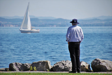 How serious is anemia to the harm of old people? - Medasia.Store